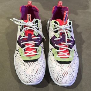 Men’s Nike shoes size 11.5